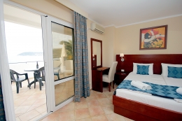 DBL with big balcony and  direct sea view 